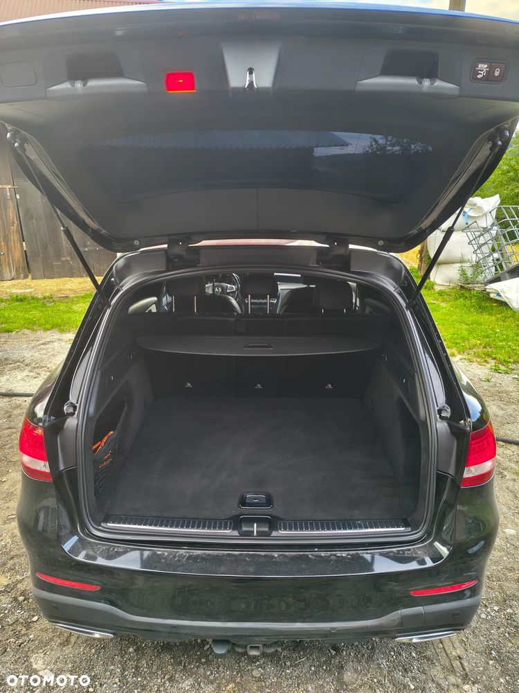 Mercedes-Benz GLC - 24