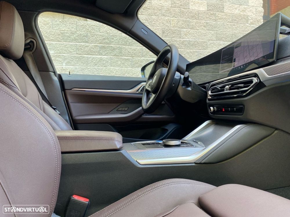 BMW i4 eDrive40 Pack Desportivo M - 11