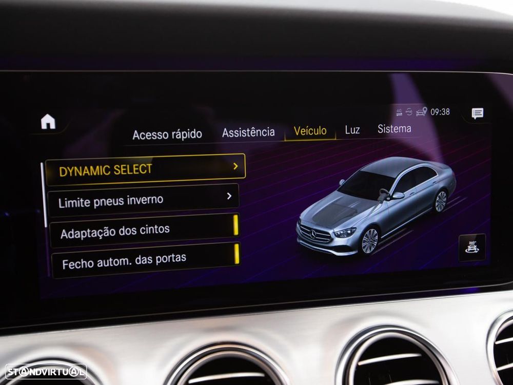 Mercedes-Benz E 300 de 4Matic 9G-TRONIC AMG Line - 36