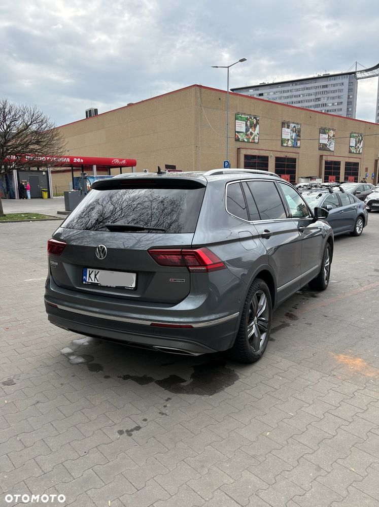 Volkswagen Tiguan Allspace 2.0 TSI 4Mot Highline DSG - 4