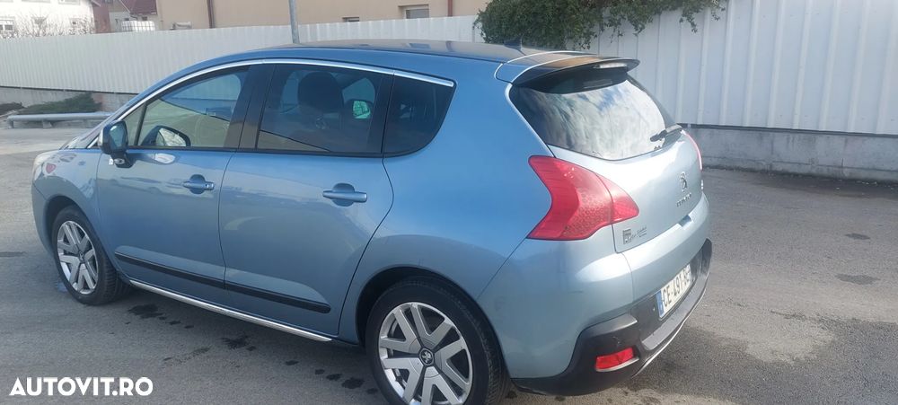 Peugeot 3008 HYbrid4 2.0 HDI FAP BMP - 2