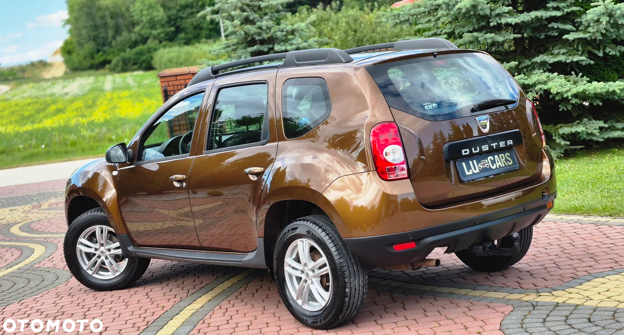 Dacia Duster 1.6 16V 4x2 - 6