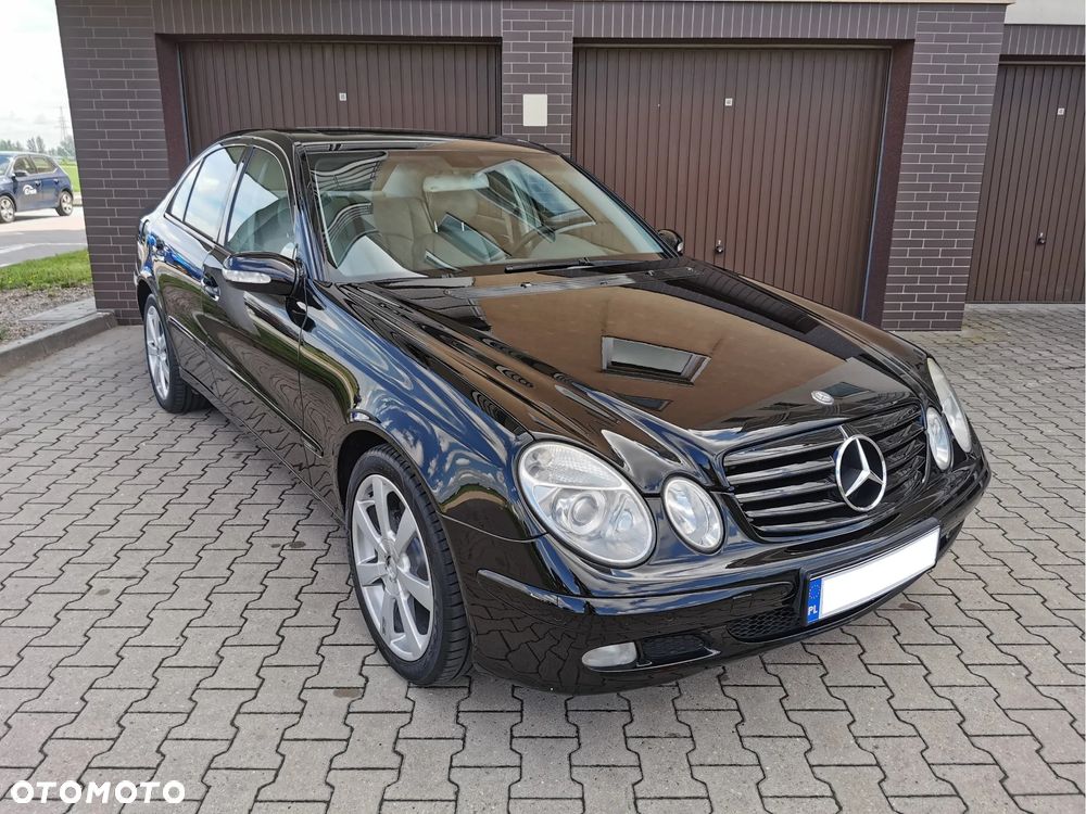 Mercedes-Benz Klasa E 240 Avantgarde - 27
