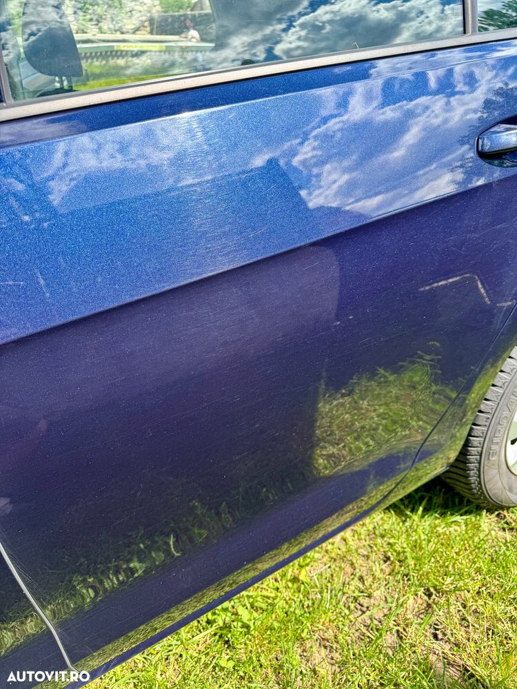 Volkswagen Golf - 33