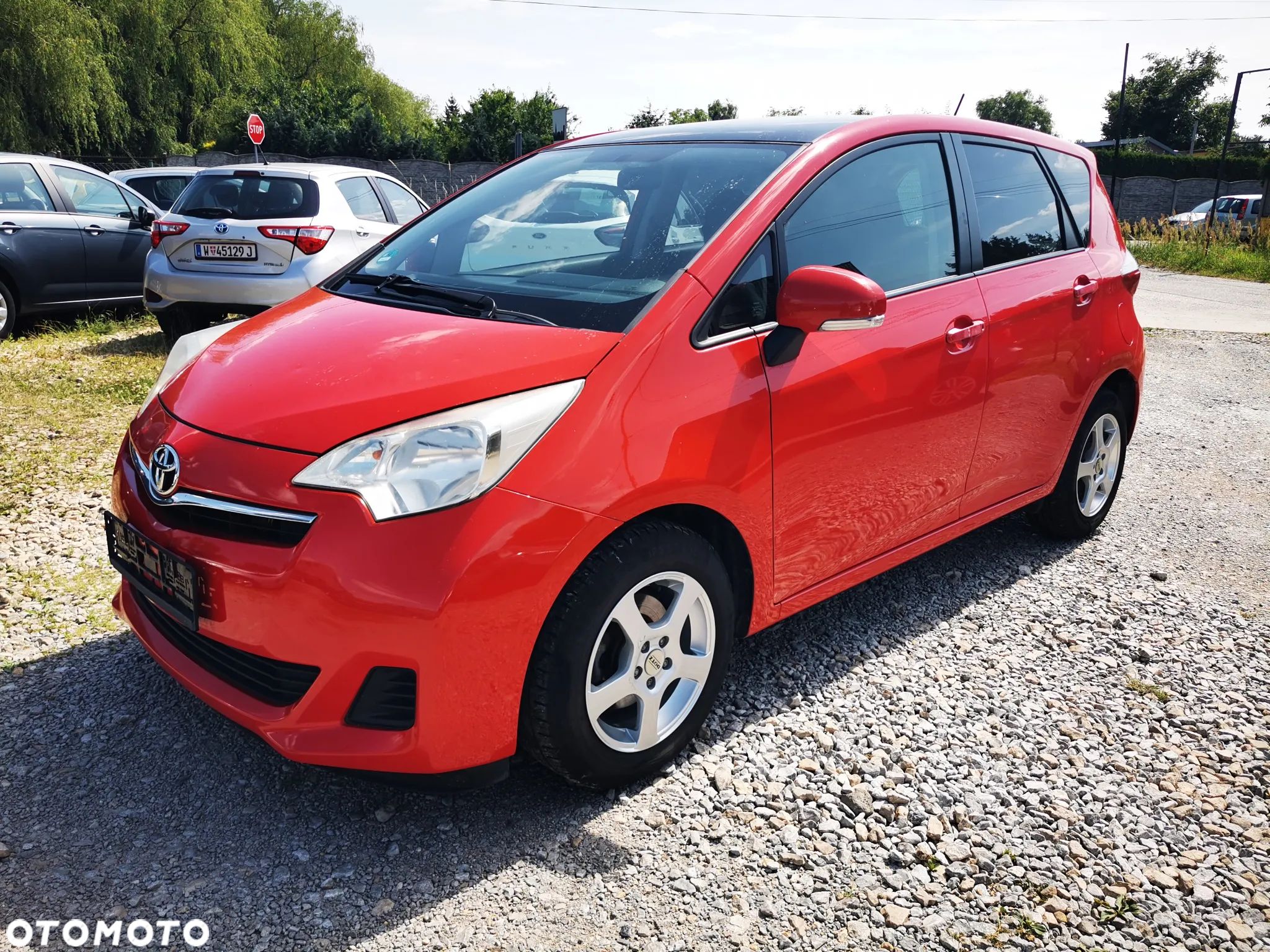 Toyota Verso S 1.33 VVT-i Start-Stop Life - 1