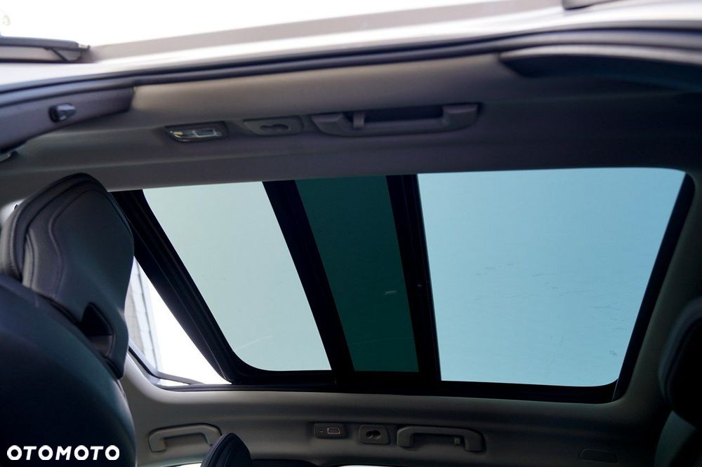 Volvo XC 60 - 25