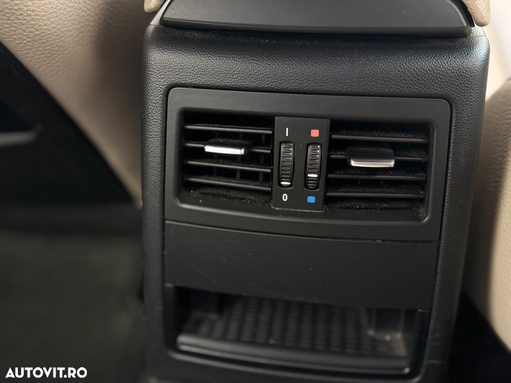 BMW Seria 3 318d DPF Touring Edition Exclusive - 27