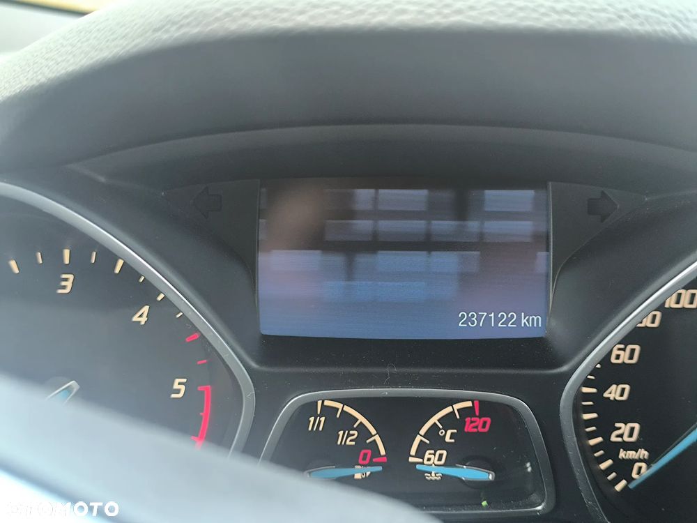 Ford Kuga 2.0 TDCi 4x4 SYNC - 12