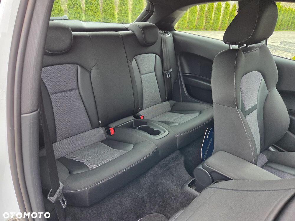 Audi A1 3-drzwiowe 1.2 TFSI S line edition m S line Sportpaket - 25