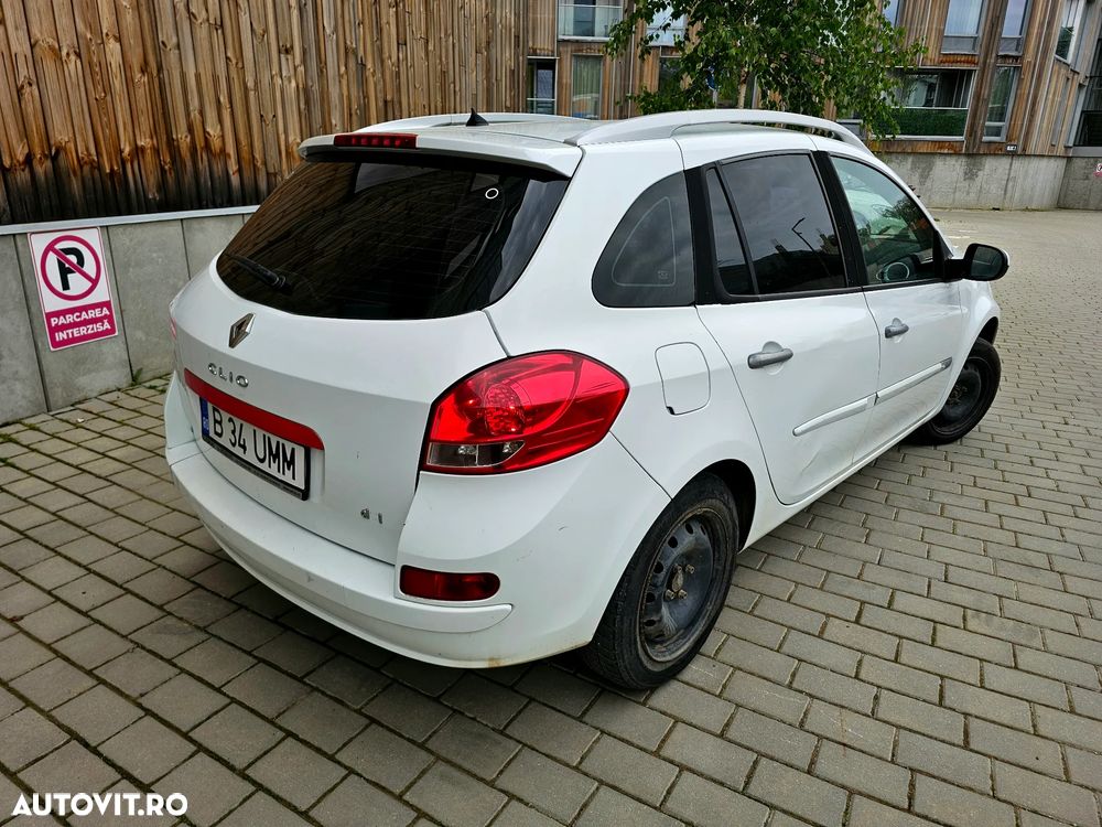 Renault Clio - 3