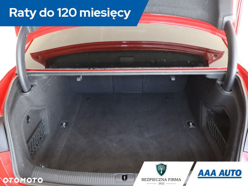 Audi A4 Limousine - 16