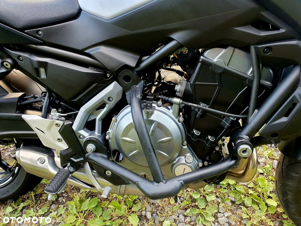 Kawasaki Z 650 - 6