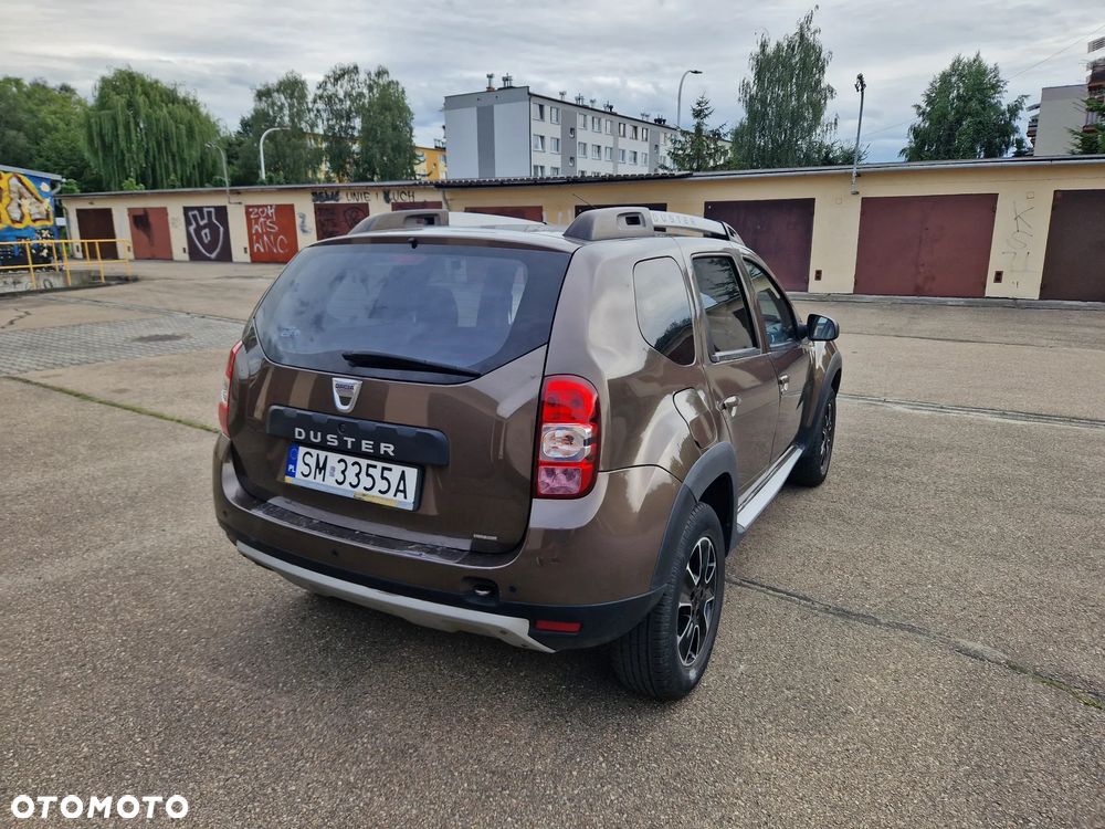 Dacia Duster 1.6 SCe Ambiance S&S - 9
