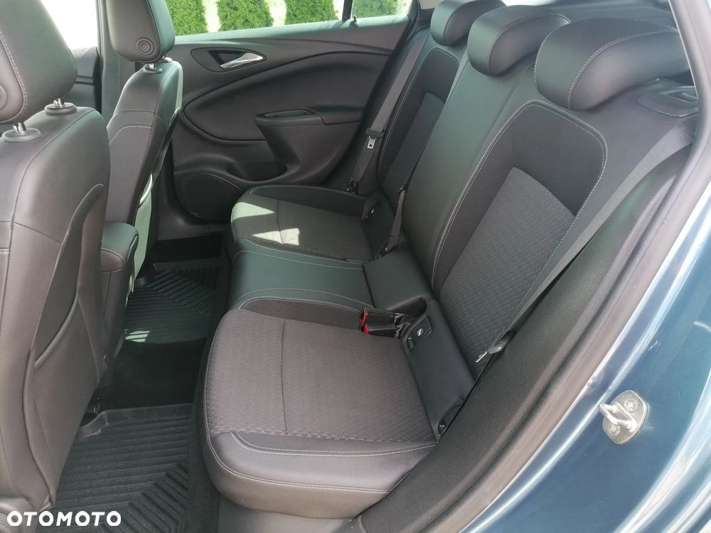 Opel Astra 1.6 CDTI Elite S&S - 23