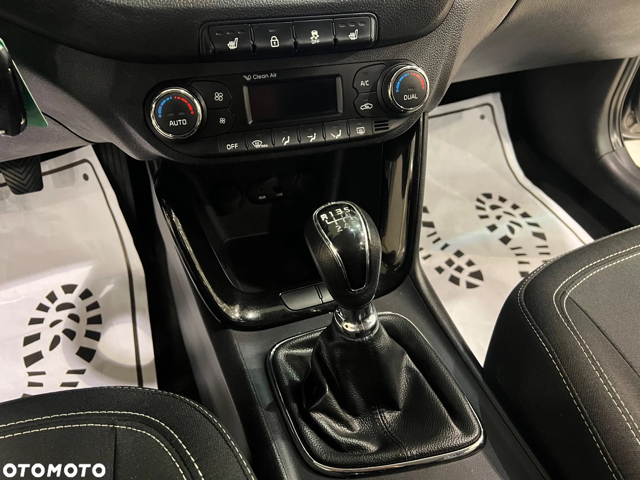 Kia Ceed Cee'd 1.6 CRDi M - 30