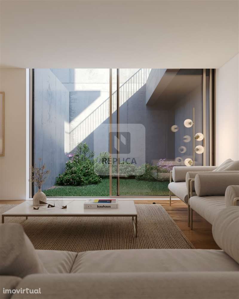 Moradia T3 com Jardim Privado — apenas 10 Minutos do Porto - Grande imagem: 3/11