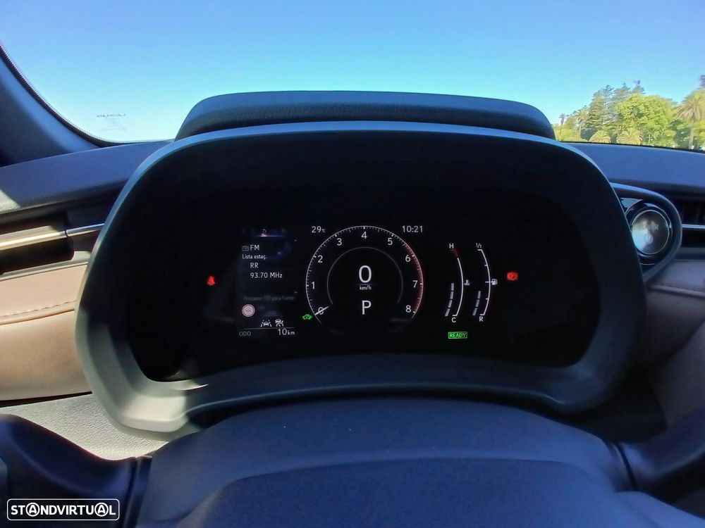 Lexus LBX Elegant - 4