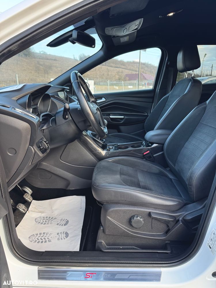 Ford Kuga 2.0 TDCi 4x4 ST-Line - 8