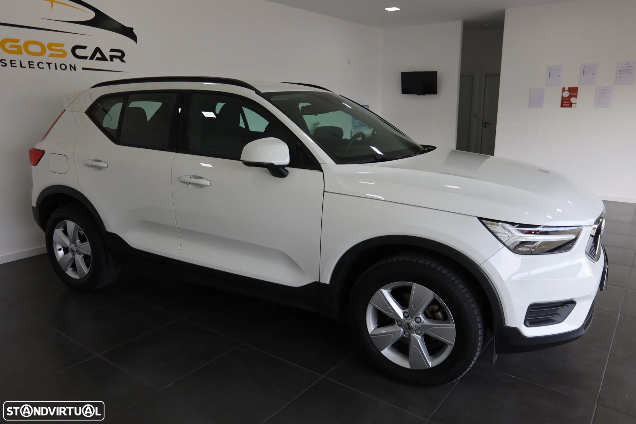 Volvo XC 40 1.5 T3 Momentum Plus - 6