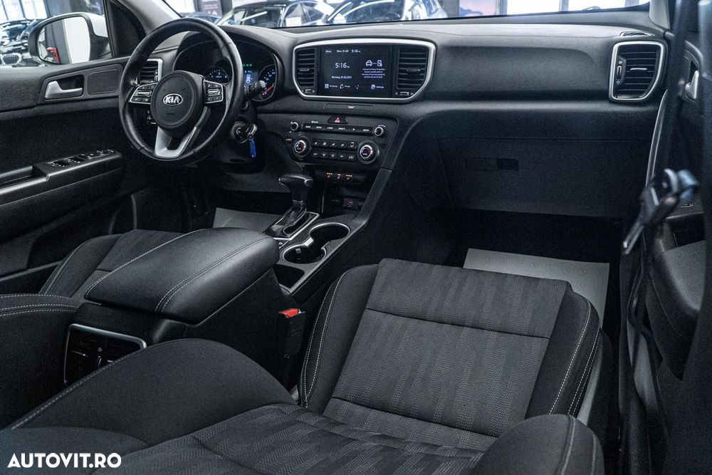 Kia Sportage 1.6 CRDI AWD Eco-Dynamics+ (48V M-H) DCT PLATINUM - 3