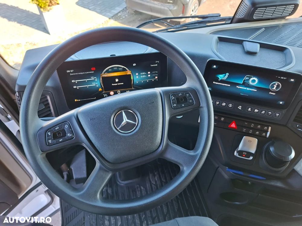 Mercedes-Benz Actros 5 1845 BigSpace ProCab - 9