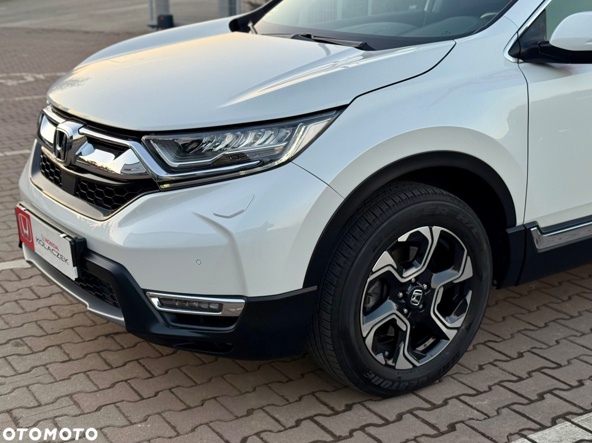 Honda CR-V 1.5 Elegance (Honda Connect+) CVT - 24