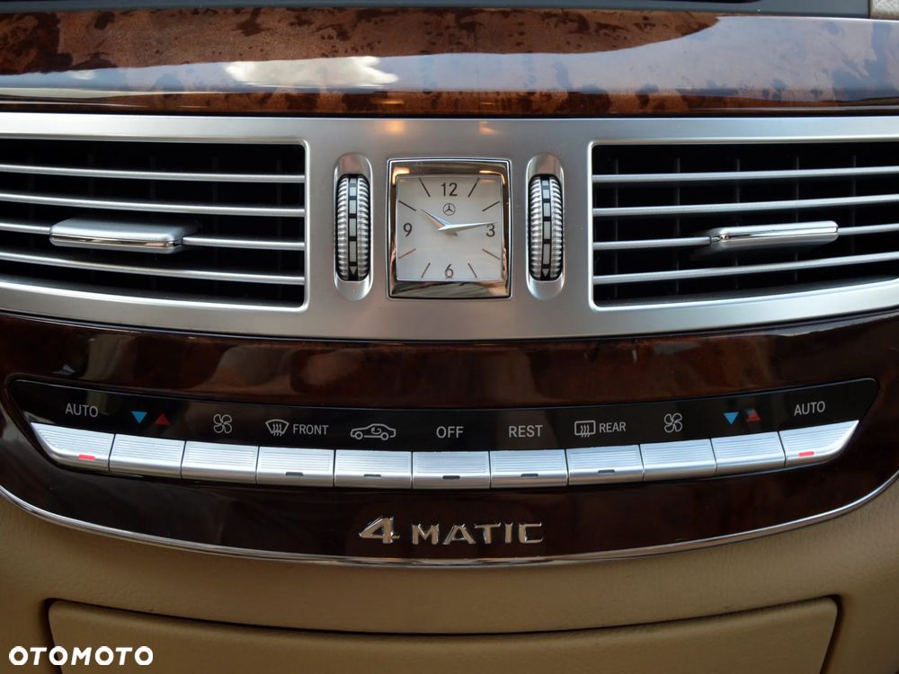 Mercedes-Benz Klasa S 500 4Matic 7G-TRONIC - 16