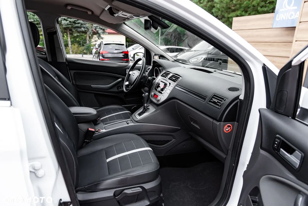 Ford Kuga 2.5 4x4 White Magic - 27