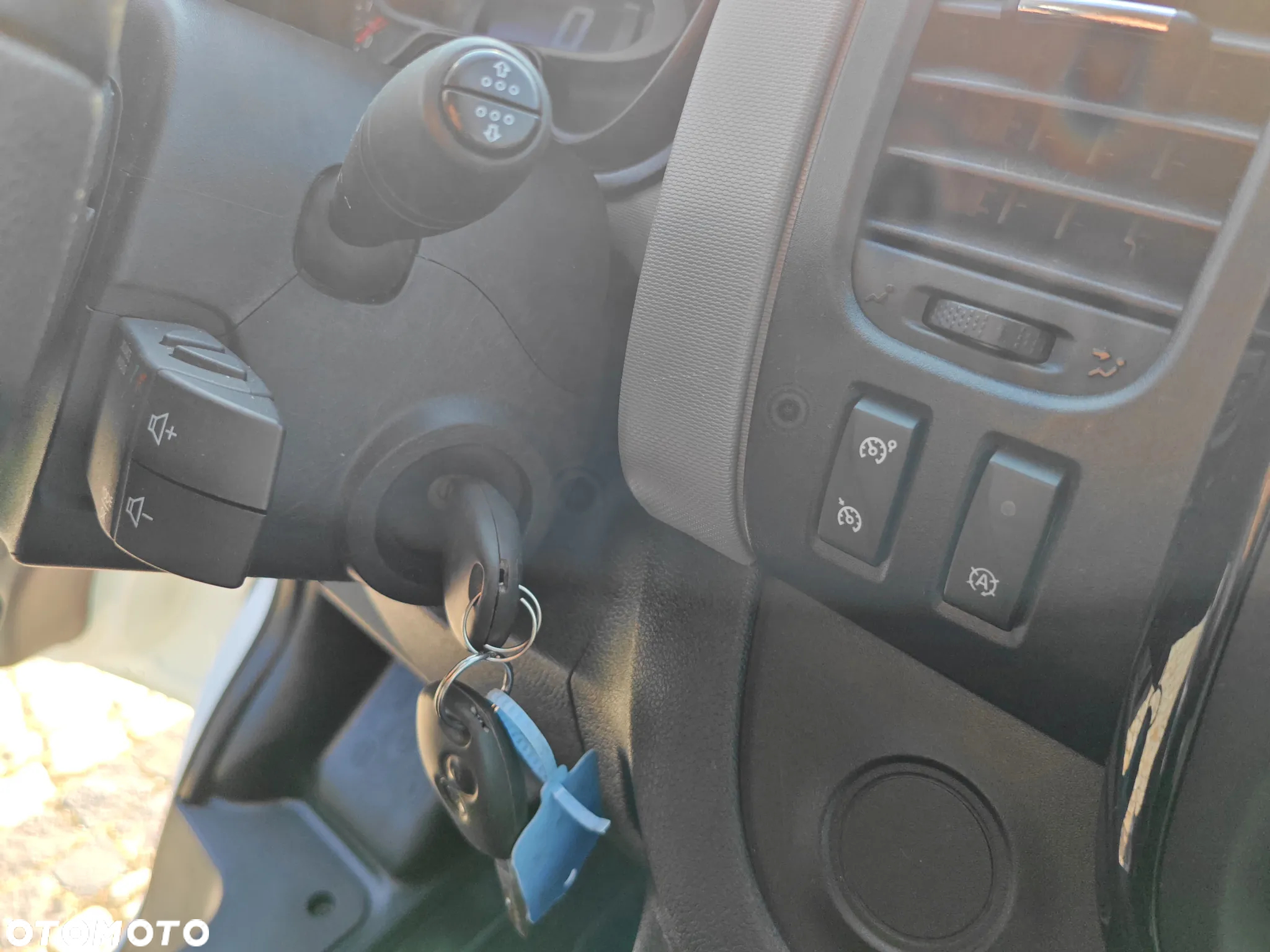 Renault TRAFIC - 20