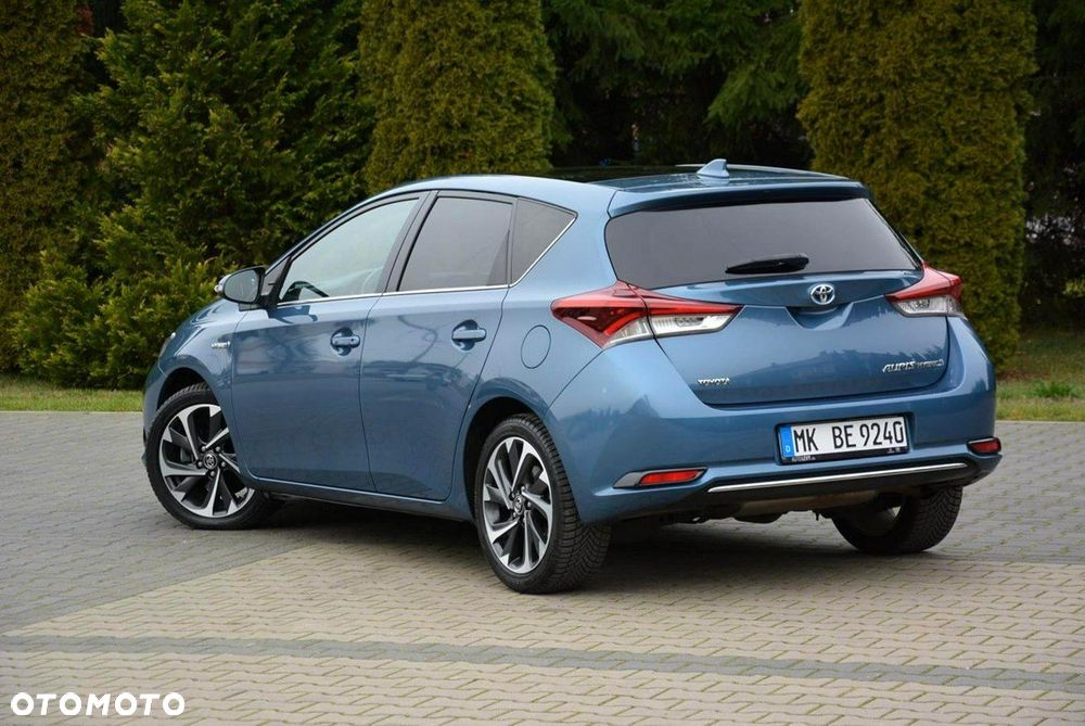 Toyota Auris Hybrid 135 Premium - 6
