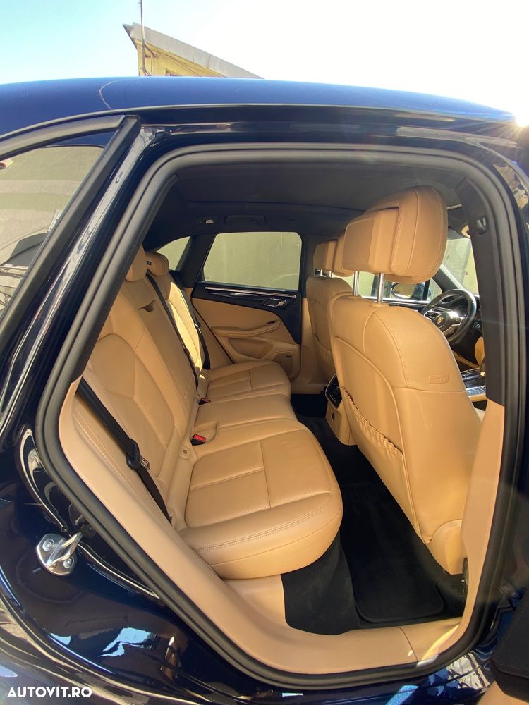 Porsche Macan Standard - 23