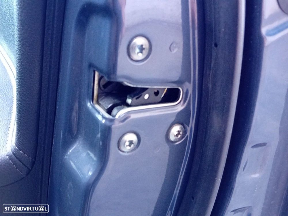 Fechadura / fecho porta frente direito KIA Sportage III (SL) - 1