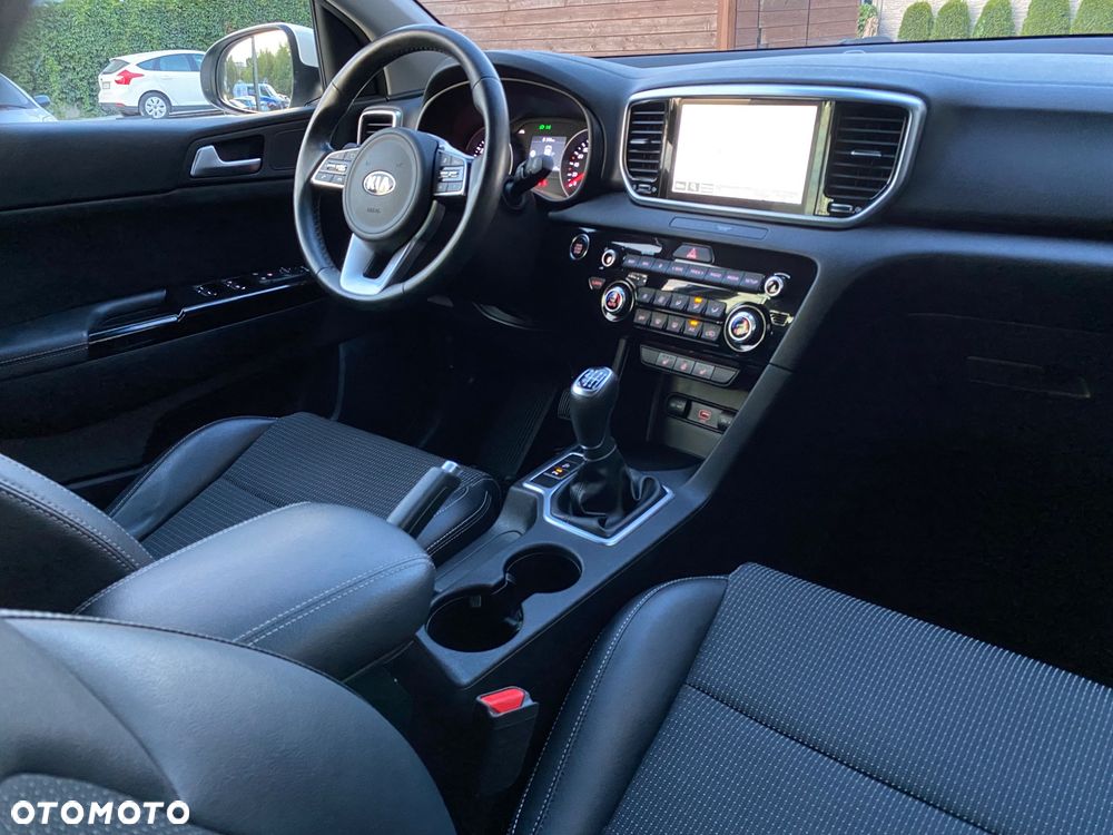 Kia Sportage 1.6 GDI Black Edition 2WD - 7