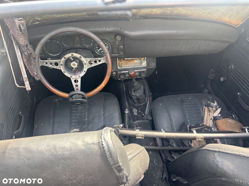 MG Midget - 2