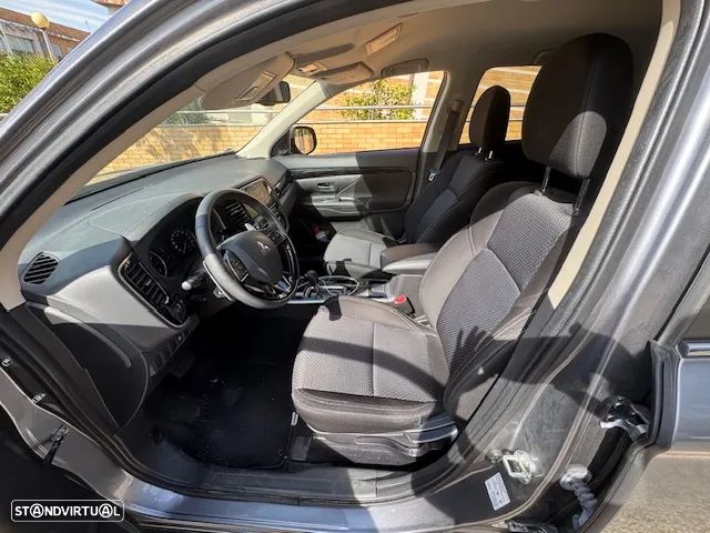 Mitsubishi Outlander 2.0 Kaiteki CVT - 4