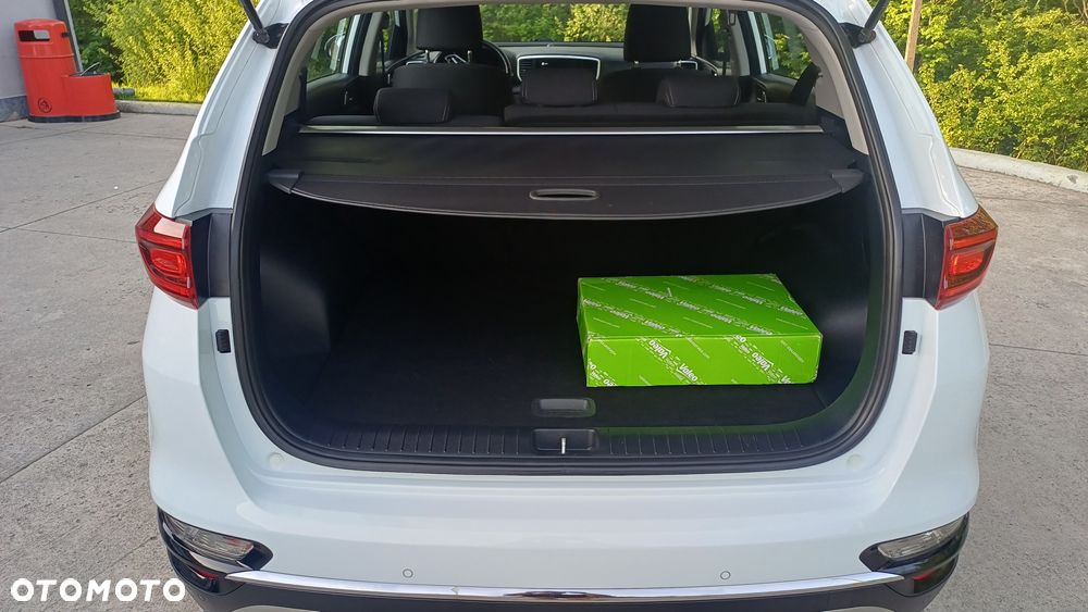 Kia Sportage 1.6 CRDI AWD Eco-Dynamics+ (48V M-H) DCT PLATINUM - 10