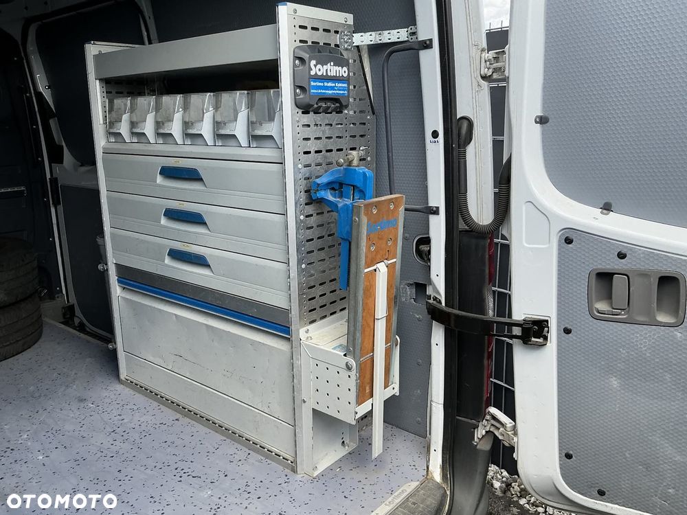 Mercedes-Benz Sprinter - 7