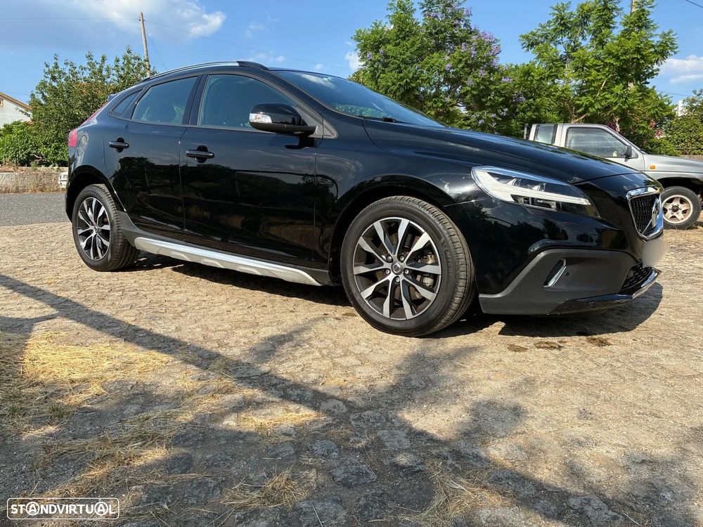 Volvo V40 2.0 D3 Kinetic Geartronic - 4