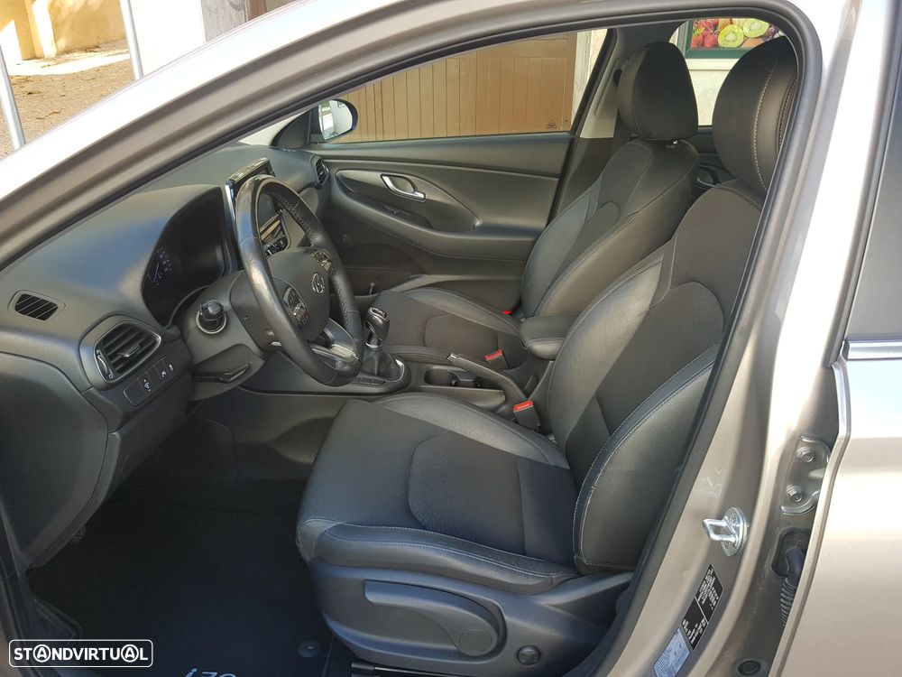 Hyundai i30 1.6 CRDi Launch Edition - 28