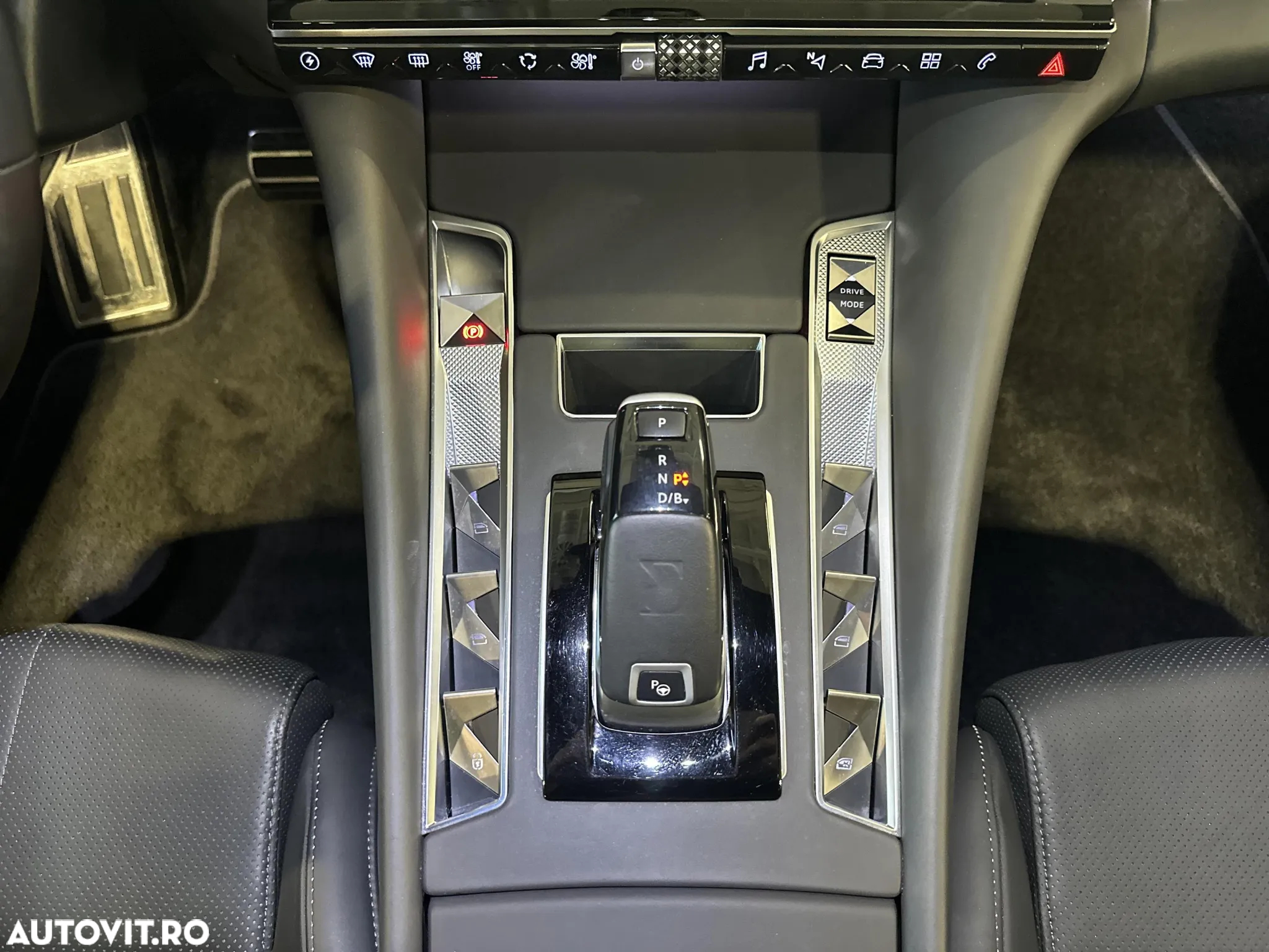 DS Automobiles DS 9 - 18