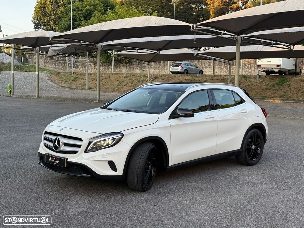 Mercedes-Benz GLA 180 d Urban — fotografia 3