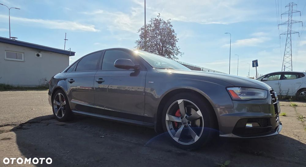 Audi A4 Limousine 2.0 TFSI Quattro S tronic - 5