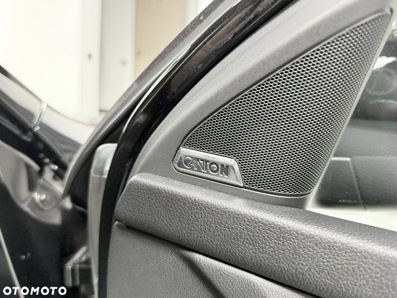 Skoda Octavia Combi 2.0 TDI DSG RS - 23