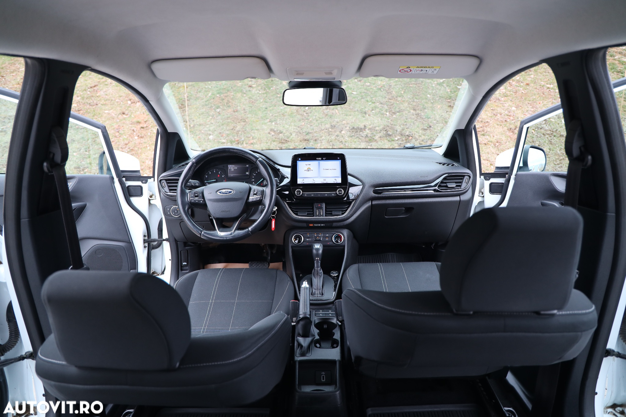 Ford Fiesta 1.0 EcoBoost Powershift Trend - 9
