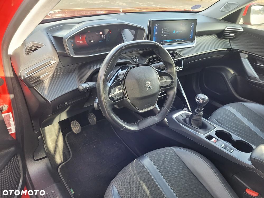 Peugeot 2008 PureTech 130 GT Pack - 38