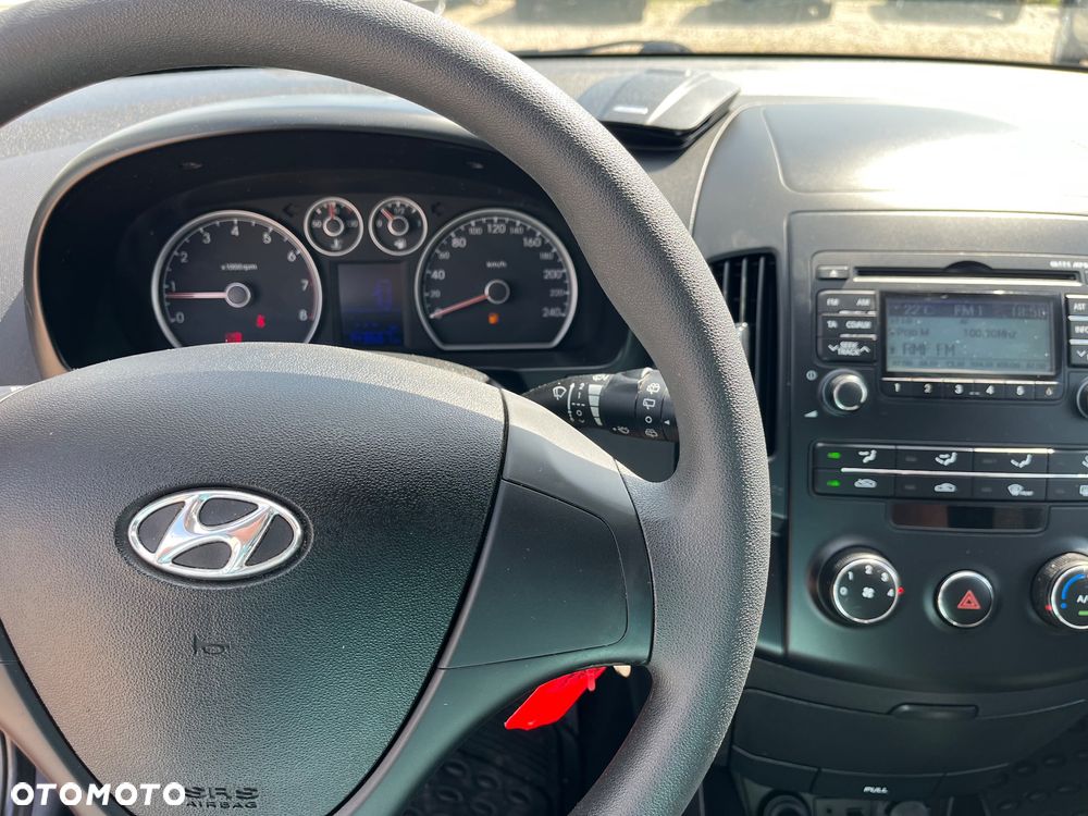 Hyundai i30 1.4 FIFA WM Edition - 12