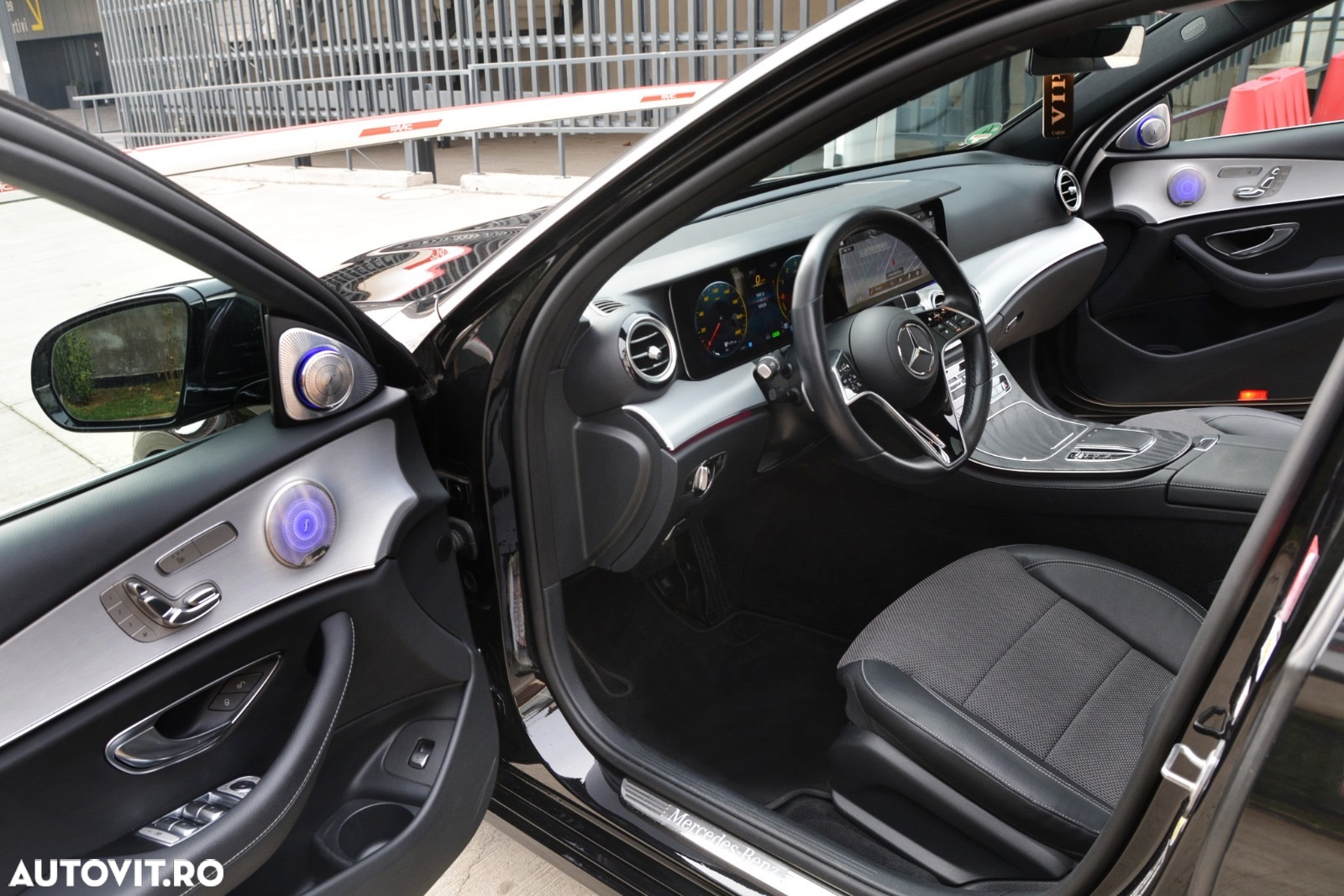 Mercedes-Benz E 300 de Aut. - 8