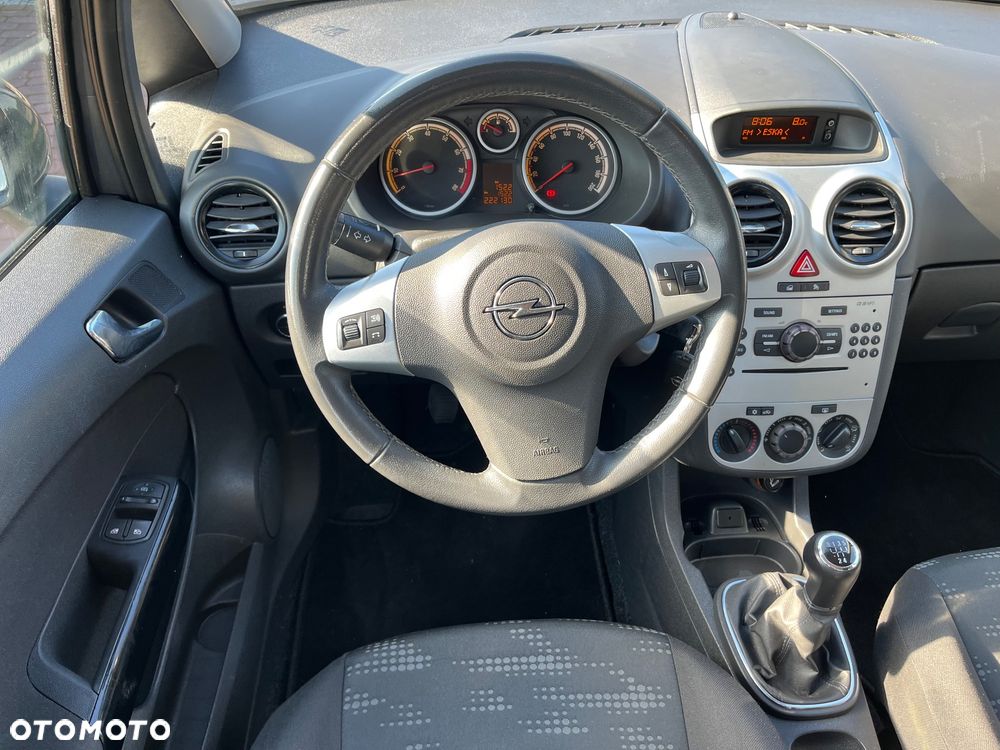 Opel Corsa 1.2 16V Enjoy - 8