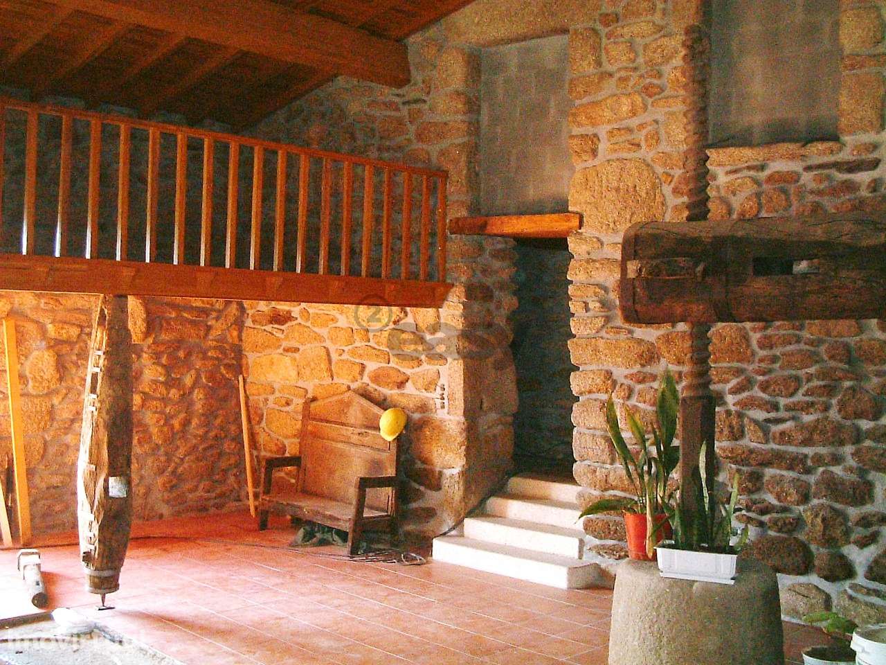 Casa da Ribeirinha T11 em Fradizela - Grande imagem: 2/41