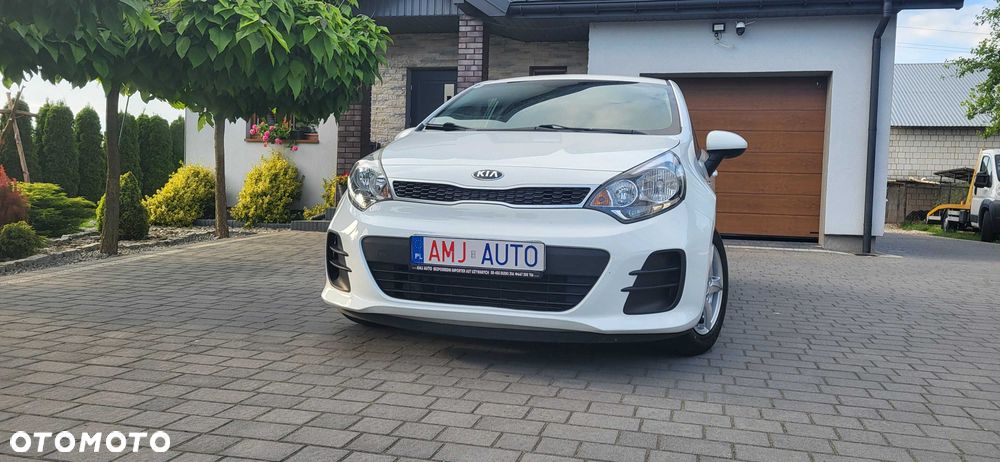 Kia Rio - 5